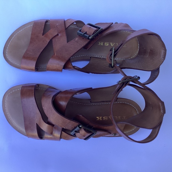 Trask Roxanne Sandals Brown Tan Leather 6.5 M - Picture 2 of 8